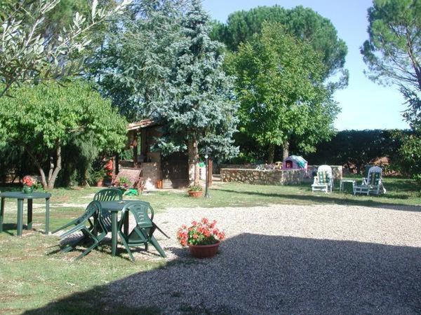 Casale Il Colombaio Di Toiano Guest House Valli Exterior foto
