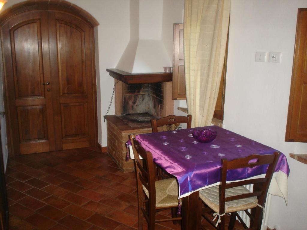 Casale Il Colombaio Di Toiano Guest House Valli Cameră foto
