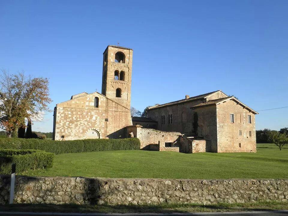 Casale Il Colombaio Di Toiano Guest House Valli Exterior foto